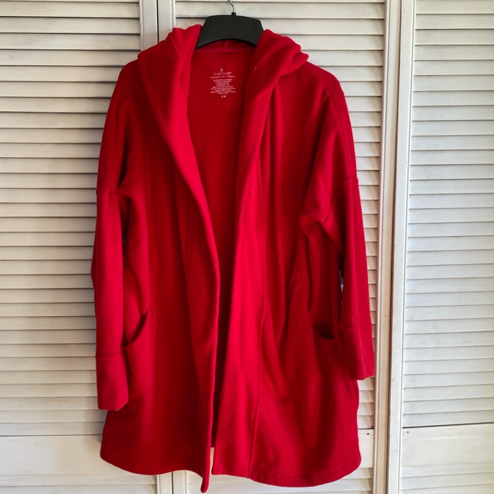 Cuddl Duds size, small/medium, red, hooded fleece robe jacket